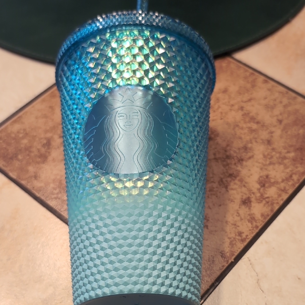 Colorful Textured Tumblers with Straws - Picture 4 of 5